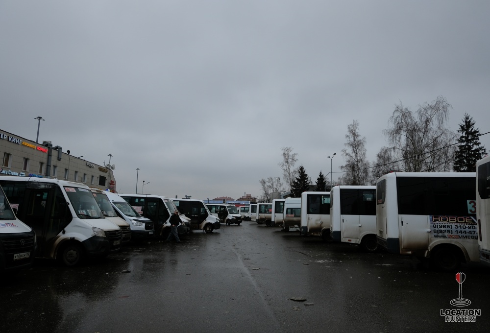 4527 — Серый автовокзал